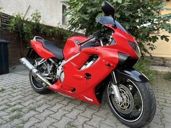 Honda CBR 600 F - 5