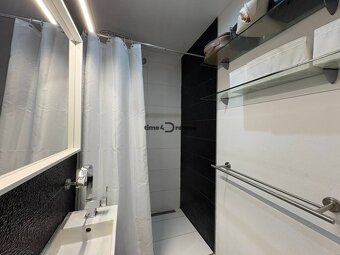 Na prenájom: 2 izb.byt v CENTRE mesta + BALKON + ŠATNIK + PI - 5