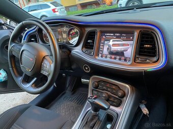 🌟🚗 Dodge Challenger 5.7 Hemi V8 🚗🌟 - 5