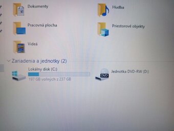 predám 17" ntb DELL / Intel core i5 / 16gb ram / ssd - 5