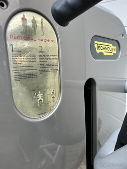 Pec stroj Technogym Element - 5