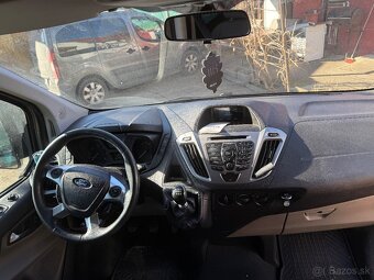 Ford Tourneo Custom - 5