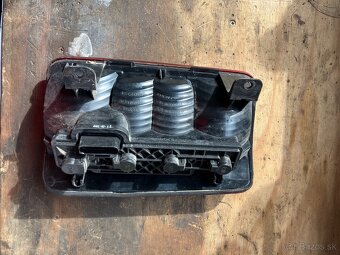 Zadné svetlo Volkswagen Caddy 2004-2010 - 5