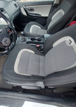 KIA Ceed 1.4 CVVT UEFA edicia Gold+Platinum - 5