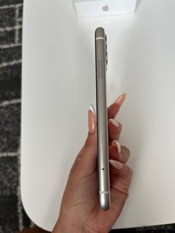 iPhone 11 64GB - 5