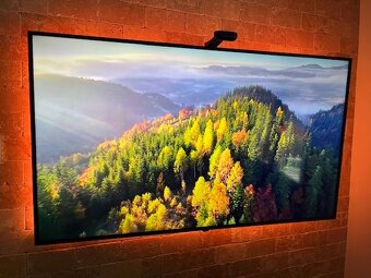 Predám TV LG5081003 + podsvietenie Govee - 5