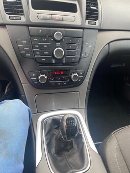 Opel Insignia 2,0 TDI - 5