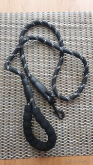 Voditko pre psika - pevne - 5