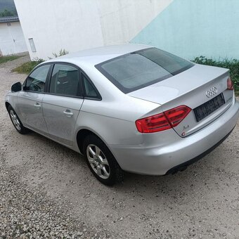Rozpredam Audi a4 b8 sedan 2.0tdi 105kw - 5
