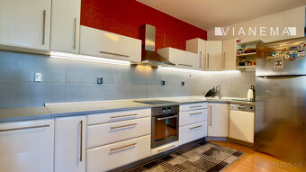 IBA U NÁS Svetlý 4i byt s terasou a loggiami v Ružinove - 5