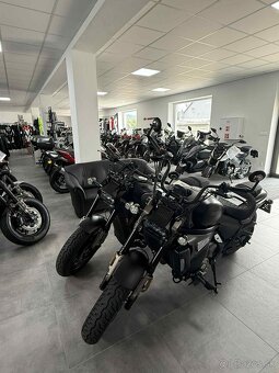 QJ MOTOR SRT600SX-Čierna - 5