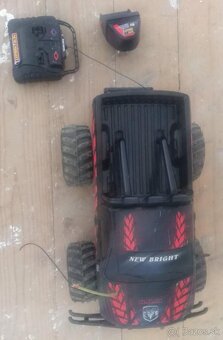 Autíčko na diaľkové ovládanie - 5