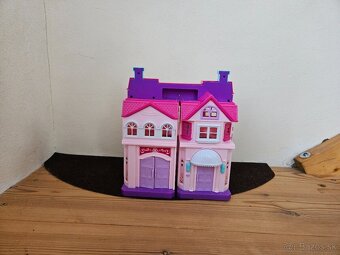 Domček pre figúrky - 5