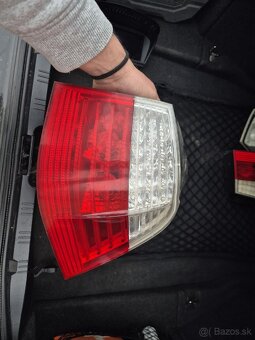 Zadné svetlá e61 lci - 5