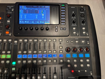 Behringer X32 + Thon case - 5