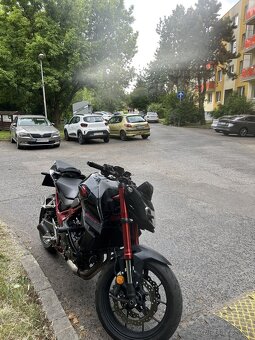 Honda Hornet 750 - 5
