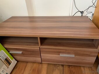 Skrinky pod tv - 5