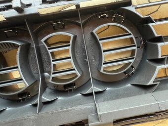 Predna original maska pre Audi A4 B6 - 5