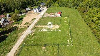 NA PREDAJ POZEMOK V MYSLAVE - 5