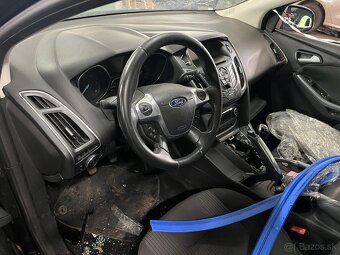 Rozpredám na diely Ford Focus mk3 HB combi - 5