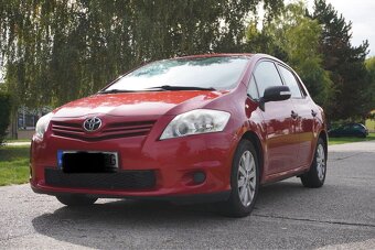 Predám Toyota Auris - 5