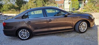 VW JETTA Highline 2,0 tdi 103kw r.v 2011 - 5