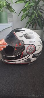 Prilba na motorku - 5