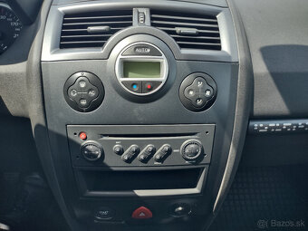 Renault Mégane 1.6 16V 82 kW - 5
