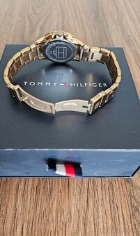 Dámske Tommy Hilfiger hodinky - 5