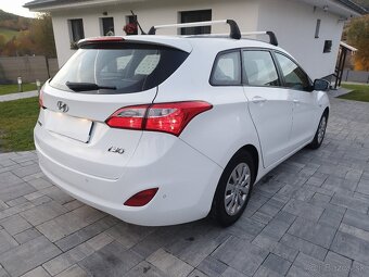 Hyundai i30 combi 1.6CRDi, r.v.: 4/2016, STK a EK: 6/2026 - 5