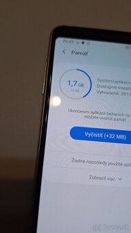 Samsung galaxy A8 2018 4/32GB android 9 zlatý rám - 5