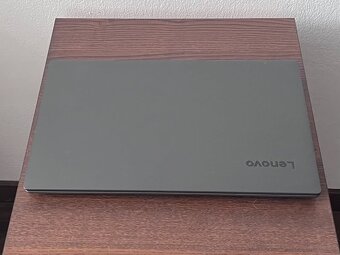 Predám notebook Lenovo V130 - 5
