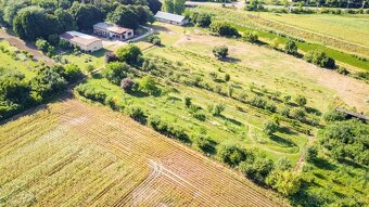 PENZIÓN S BUDOVAMI A VEĽKÝM POZEMKOM, SOMOTOR - 5