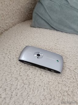 Sony Ericsson Vivaz - 5