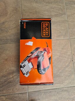 Pásová brúska Black decker - 5