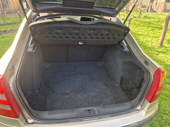 Skoda octavia 1.9 TDI 77kw 2005 sedan - 5