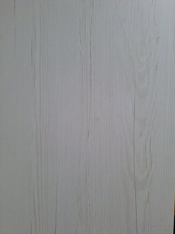 Minimalistická komoda - 5