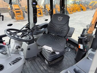 Case 695 / 2023 , 218 hodin traktor bager - 5