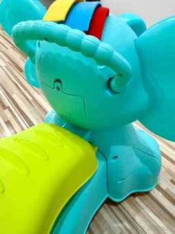 Interaktívny sloník Infantino - 5