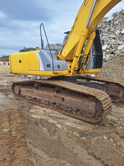 New Holland E305 - 5