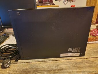 Predám stolný počítač - 5