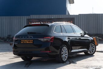 Škoda Superb Combi Panoráma - 5