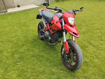Predám DUCATI 796 HYPERMOTARD v tp 35kW - 5