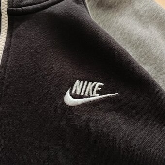 Nike tepláková mikina čierna biela sivá mikina s logom M - 5