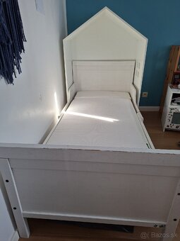 Rastúca posteľ + domček - 5