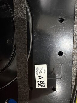 Samsung QLED 65” model QE65Q80AATXXH - 5