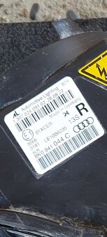 Pravé predné svetlo Audi A4 b8.5 - 5