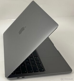 Macbook Pro 2022 M2 13” - 5