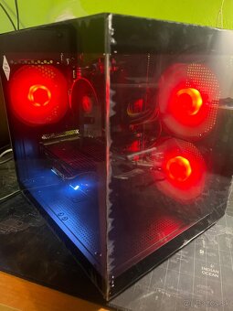Herny pc : ryzen 5 3600x , 16gb ram , gtx 1660s , 500gb ssd - 5