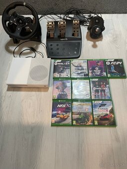 XBOX ONE 500GB, 2 ovládače+ volant Logitech+ 10 hier - 5